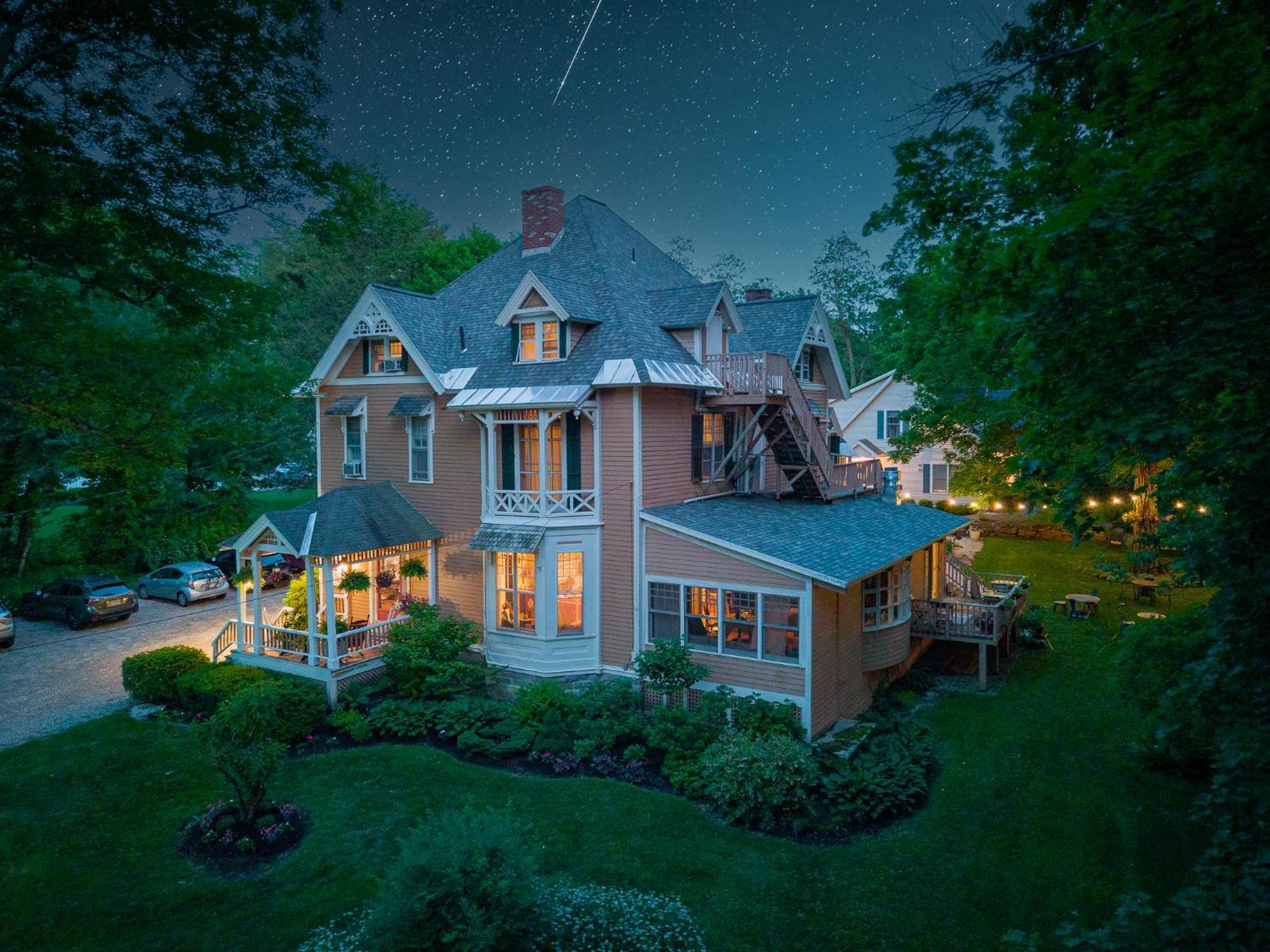 Brook Farm Inn Lenox Exterior foto